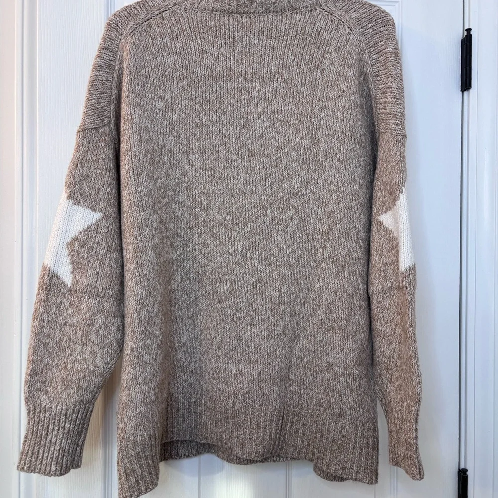 Lou & Grey Tan and White Star Turtleneck Sweater - Picture 5 of 5